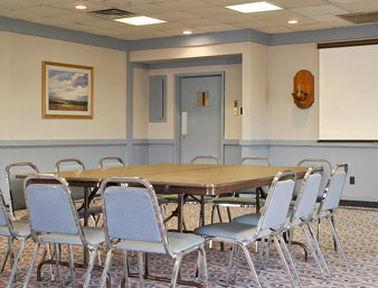Super 8 By Wyndham Caryville Tn Facilidades foto
